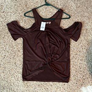 Buckle willow and root cold shoulder top